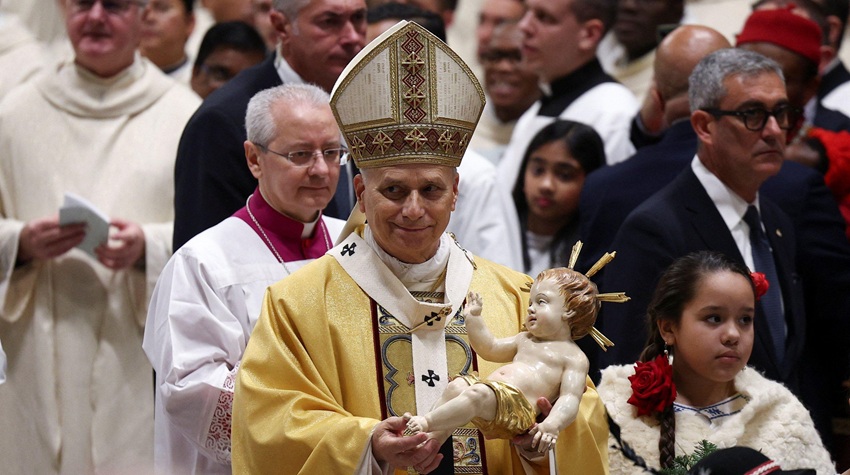 BOŽIĆ UZ DJEDA MRAZA, GRINČA I PAPU: ŠAROLIKOST PRAZNIKA